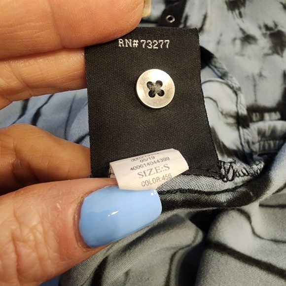 Rock & Republic teal tie-dye blouse - Picture 9 of 9